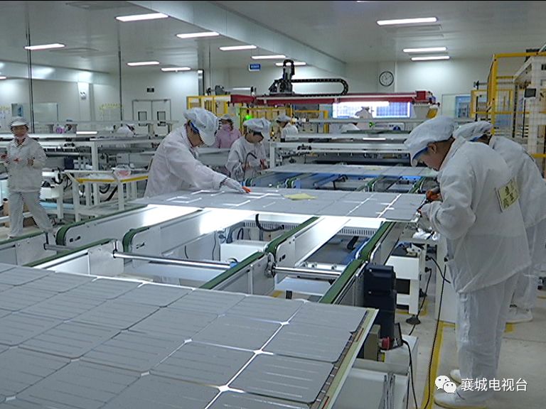 【壮丽七十年 奋斗新时代】襄城县：建新材料产业集群 加快打造“中原硅都”(图3)