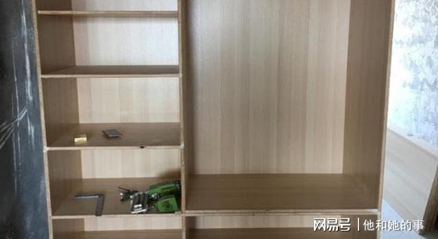 都说定制衣柜好但看到师傅现场做的后我直接就要了电话(图1)