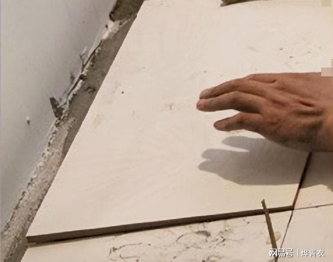 地板砖起拱怎么办？只需简单几步自己在家也能搞定(图2)