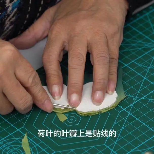 妙“布”可言创意无限！宝山这位非遗传承人教你制作布艺堆画(图2)