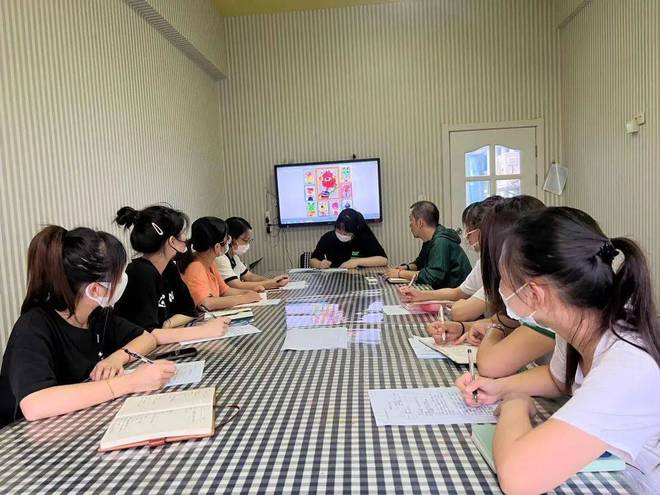 上海小哈佛幼儿园“美术材料资源的开发与运用”废旧及生活材料篇(图15)