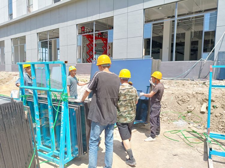 设备进场安装调试 淄博先创区新材料产业园建设迈出重大步伐！(图2)