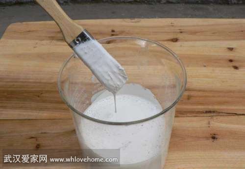 白乳胶的特点 价格和使用方法(图1)