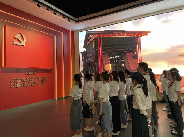 乘势而上 砥砺前行 继续奋斗(图4)