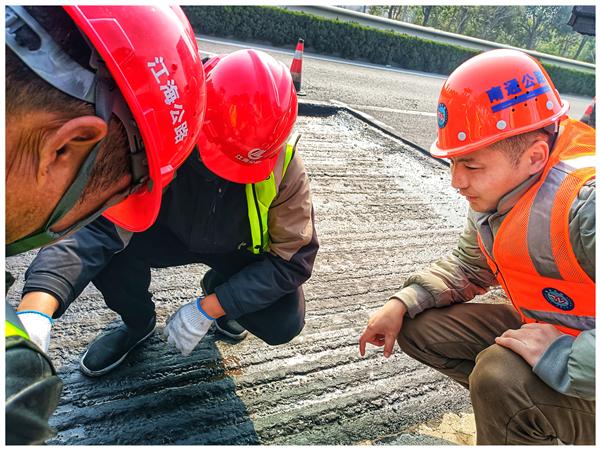 工程严把“三关” 材料用上“四新”——南通通州顺利完成2024年干线公路中小修工程(图2)