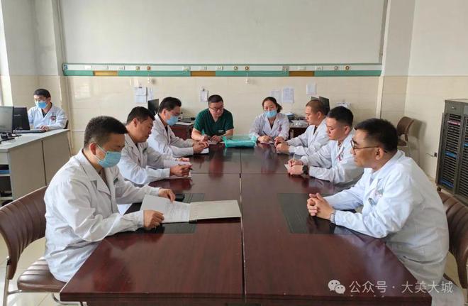 县医院：医者担当践初心  健康守护建新功(图1)