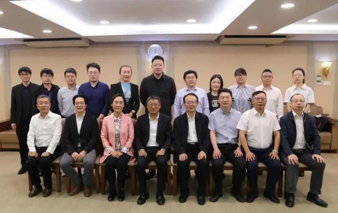 福能源创始人耿福能一行赴江南大学访问交流(图1)